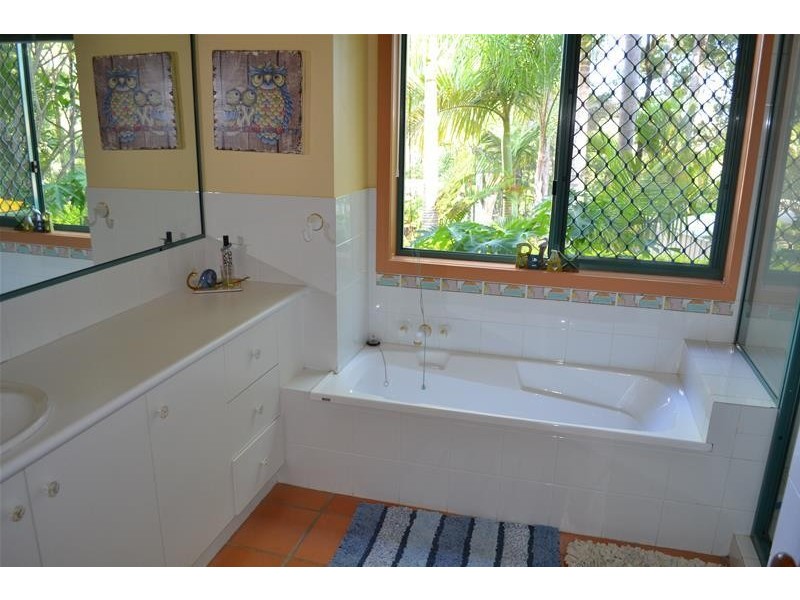 84 Blamey Drive, Currumbin QLD 4223