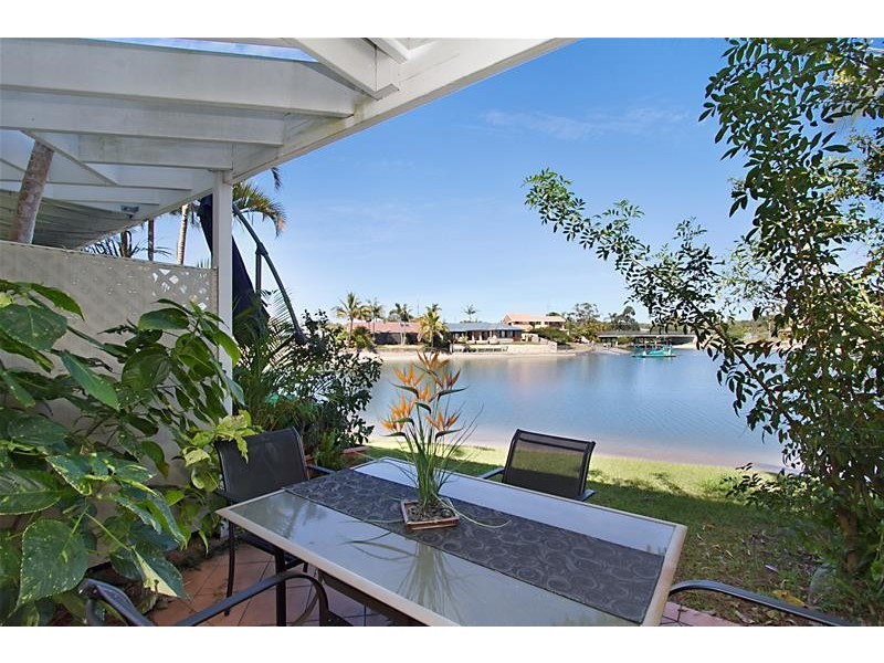 121/2-10 Coolgardie Street, Elanora QLD 4221