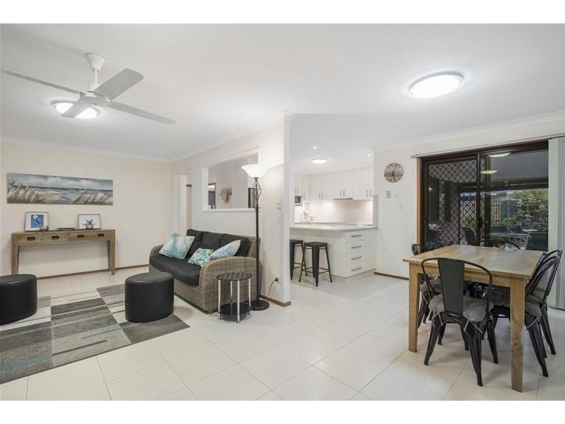 18 Amboina Avenue, Palm Beach QLD 4221