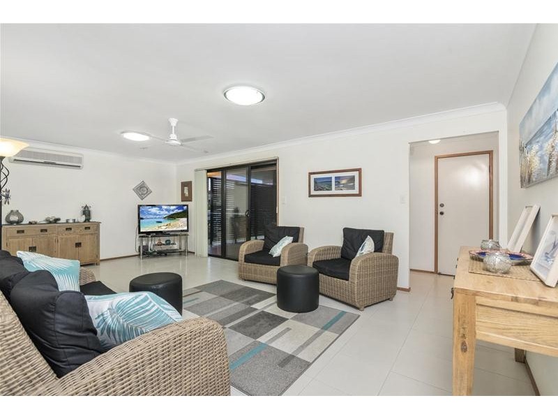 18 Amboina Avenue, Palm Beach QLD 4221