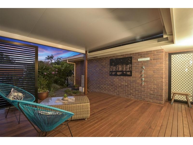 18 Amboina Avenue, Palm Beach QLD 4221