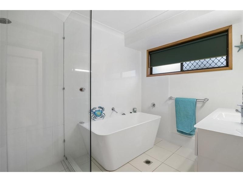 18 Amboina Avenue, Palm Beach QLD 4221