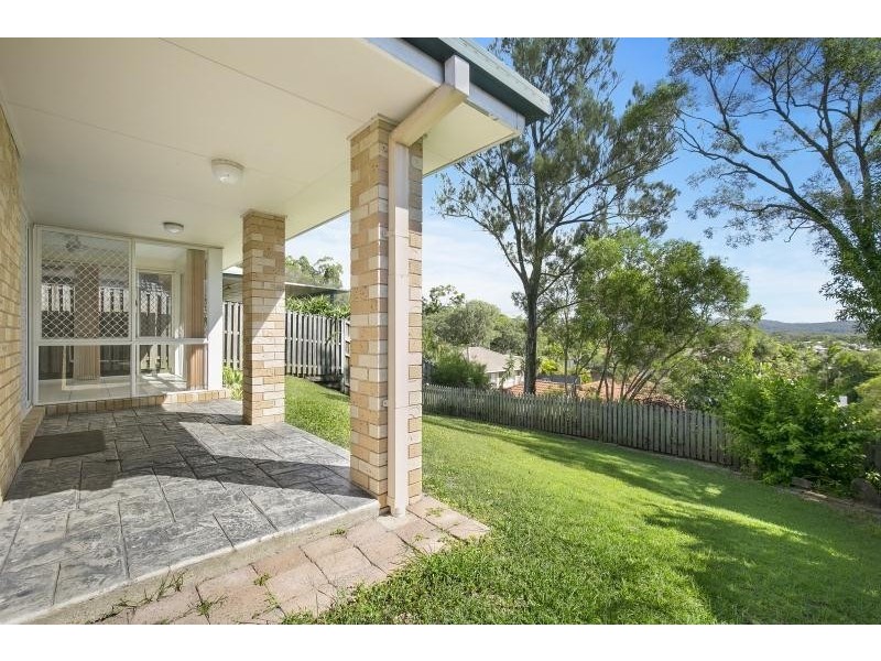 17 Banksiadale Close, Elanora QLD 4221