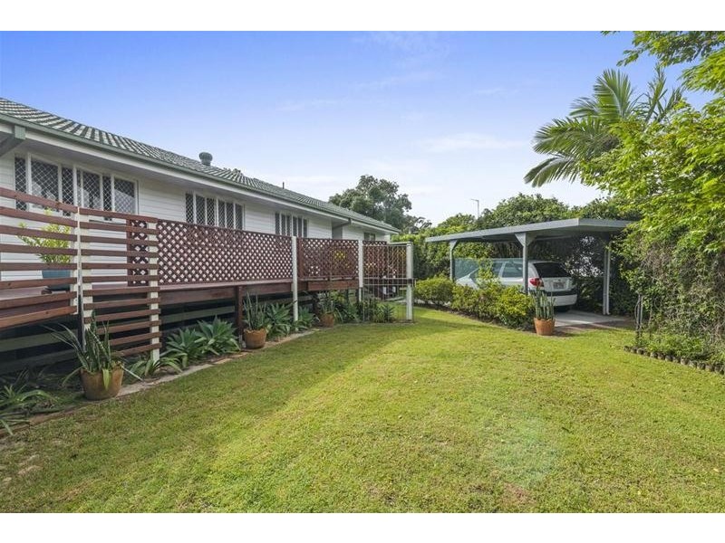 2 Reynton Street, Currumbin Waters QLD 4223