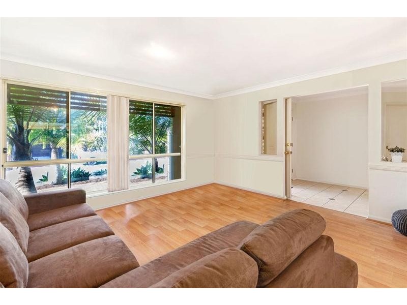 31 Northlakes Drive, Elanora QLD 4221