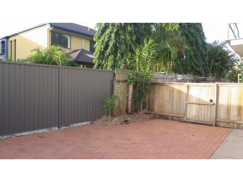 1/35 Boodera Road, Palm Beach QLD 4221