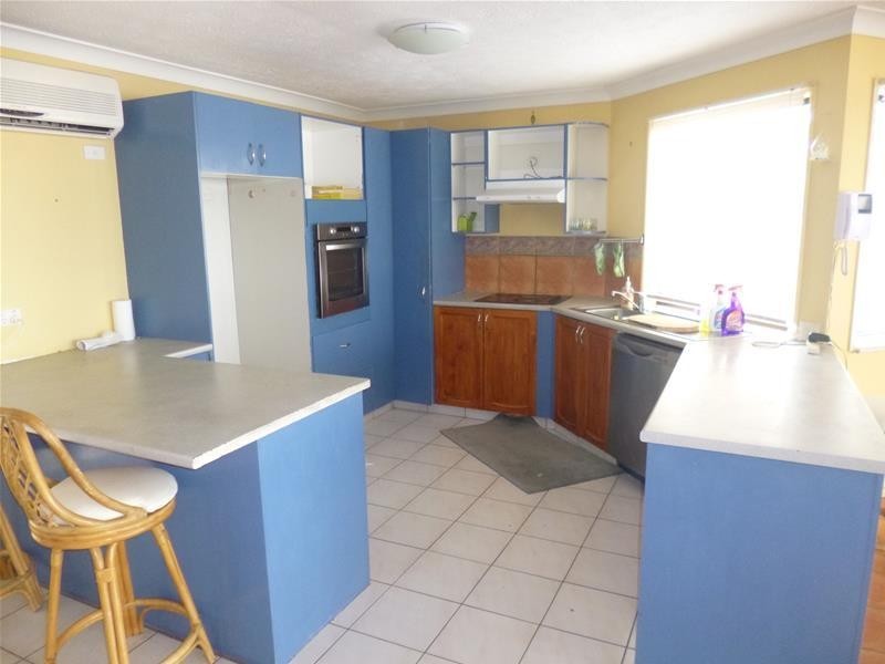 150 K P McGrath Drive, Elanora QLD 4221