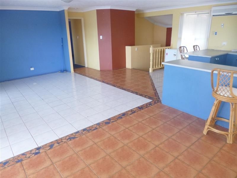 150 K P McGrath Drive, Elanora QLD 4221