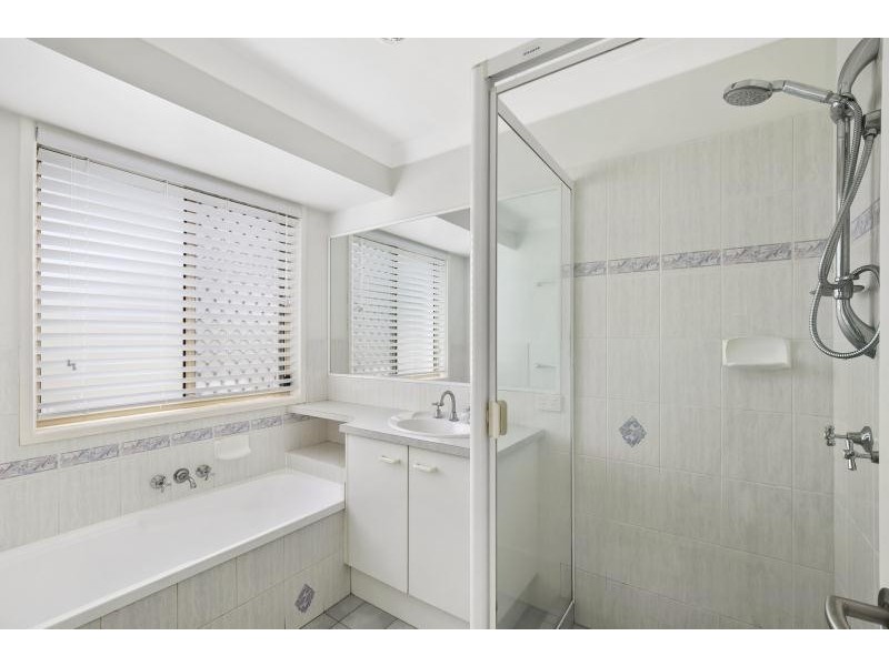 3 Mollys  Place, Currumbin Waters QLD 4223