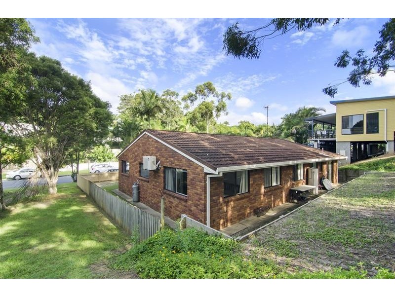 15 Kalamunda Close, Elanora QLD 4221