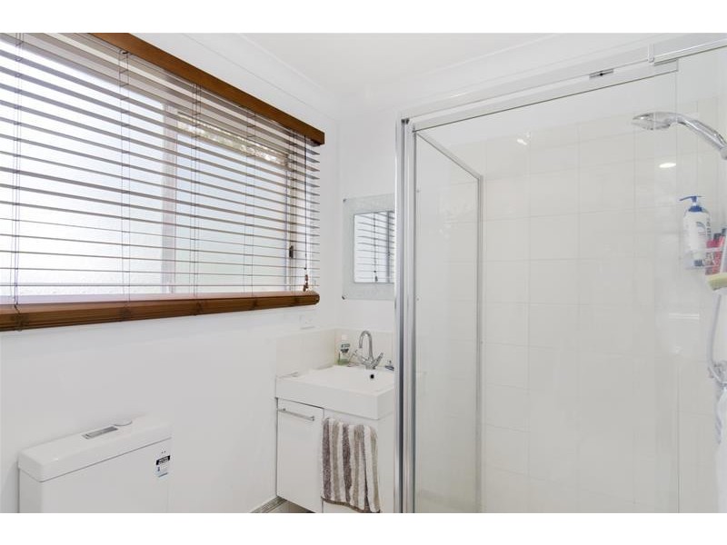 15 Kalamunda Close, Elanora QLD 4221