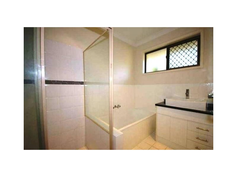 45 Darnel Street, Elanora QLD 4221