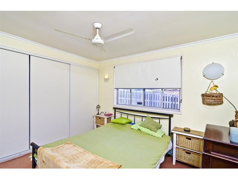 36 Tenth Avenue, Palm Beach QLD 4221