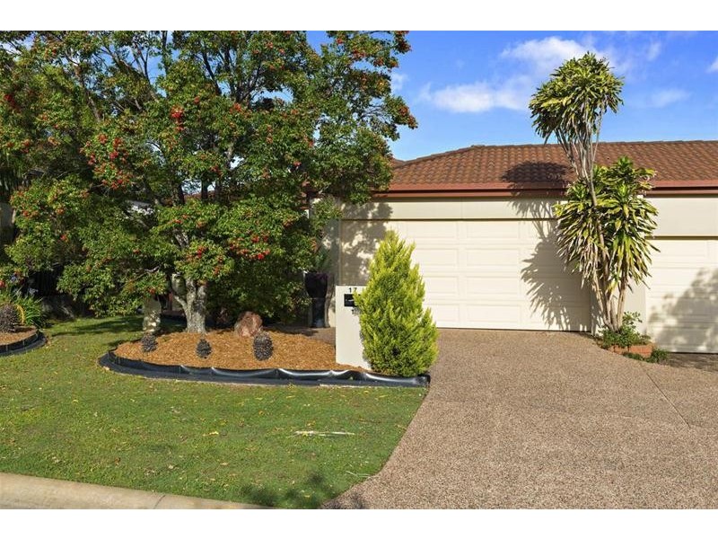 1/17 Peppertree Circuit, Robina QLD 4226