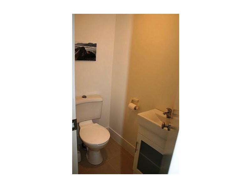 7/4 Twenty Fifth Avenue, Palm Beach QLD 4221