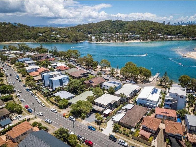 2/53 Tallebudgera Drive, Palm Beach QLD 4221