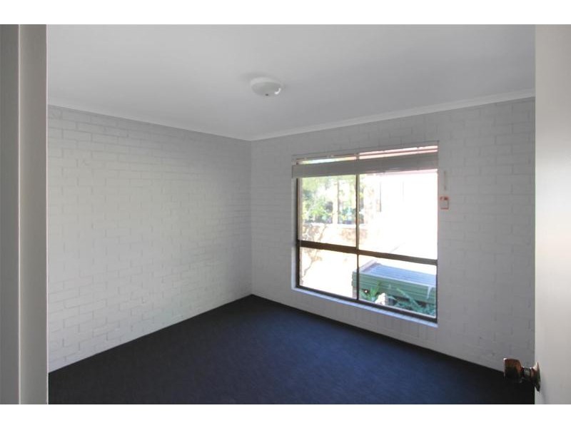 6/5 Jodie  Court, Mermaid Waters QLD 4218