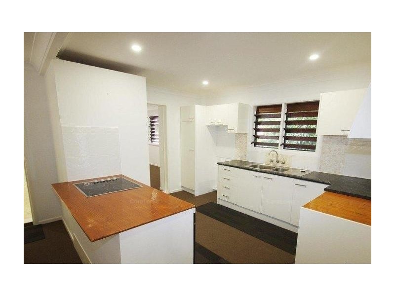 3/15 Fifteenth Avenue, Palm Beach QLD 4221