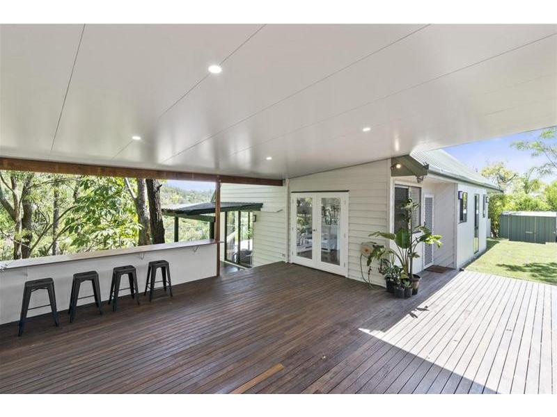 83 Avocado Street, Elanora QLD 4221