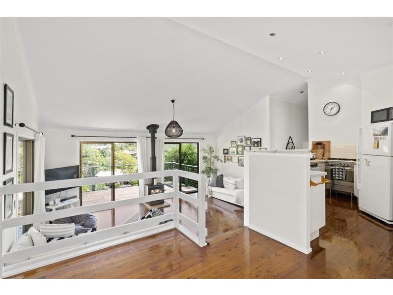 83 Avocado Street, Elanora QLD 4221