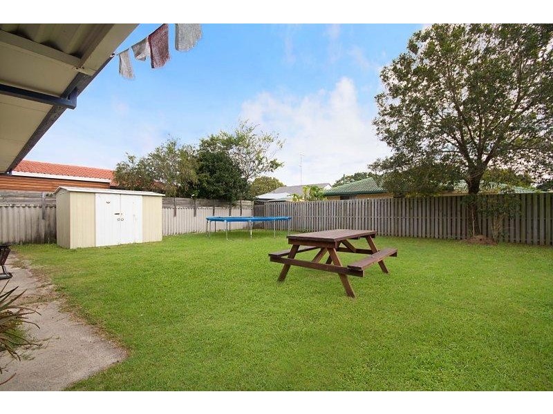 3 Satinwood Place, Palm Beach QLD 4221