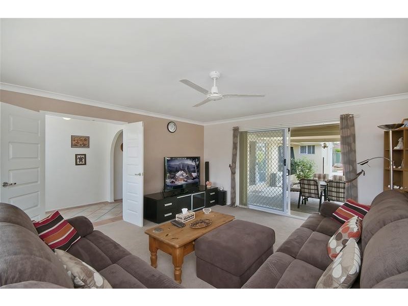 19 Pinon Close, Elanora QLD 4221