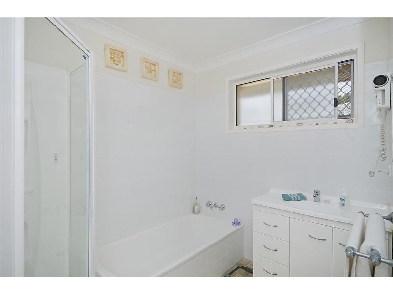 19 Pinon Close, Elanora QLD 4221