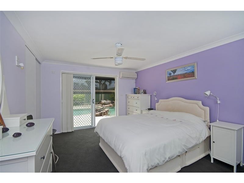 19 Pinon Close, Elanora QLD 4221