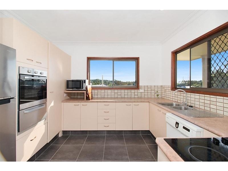 5 Sapwood Court, Elanora QLD 4221