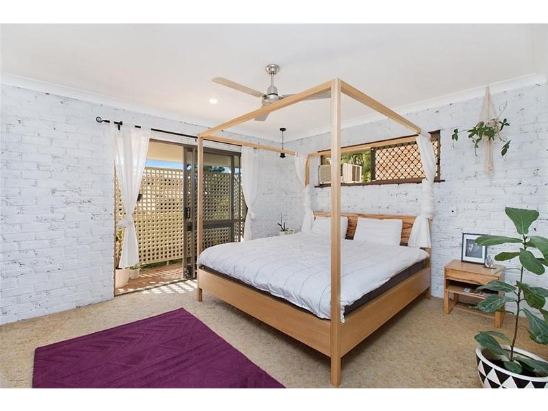 5 Sapwood Court, Elanora QLD 4221