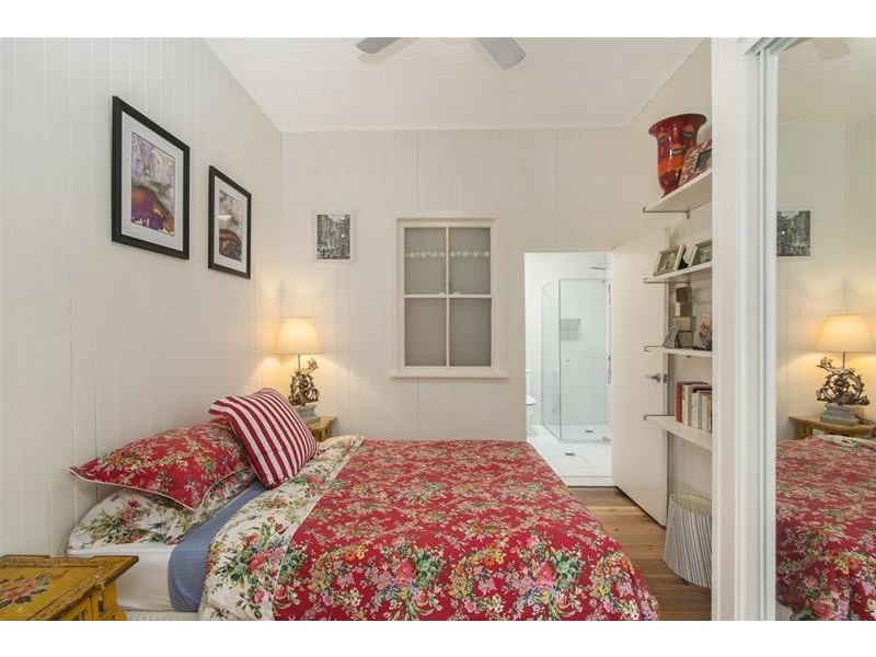 96 Pacific Parade, Bilinga QLD 4225