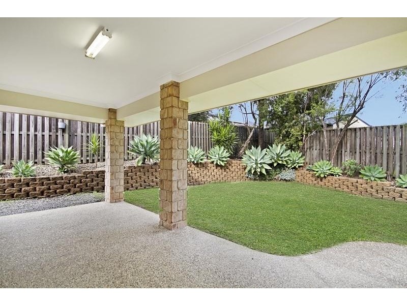 2 Callistris Court, Elanora QLD 4221