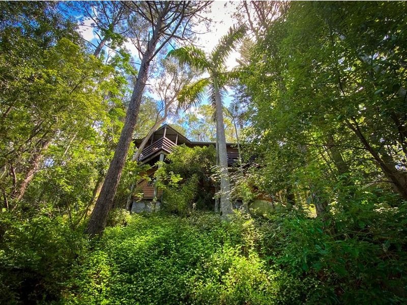 10 Tammin Place, Elanora QLD 4221