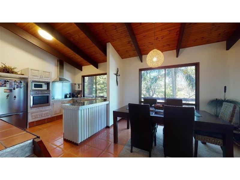 10 Tammin Place, Elanora QLD 4221