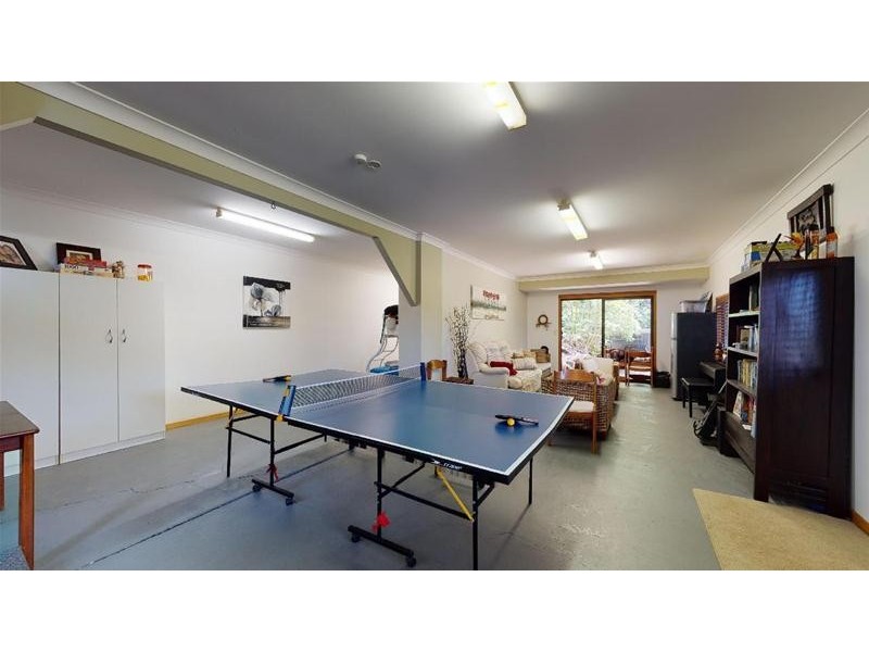 10 Tammin Place, Elanora QLD 4221