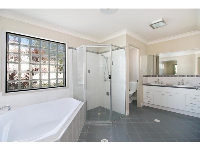 3 Casey Close, Currumbin Waters QLD 4223