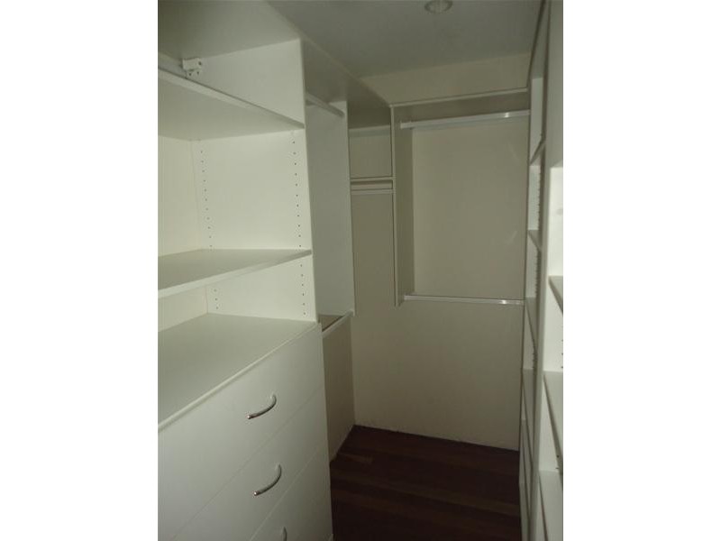 17 Kaffia Court, Elanora QLD 4221