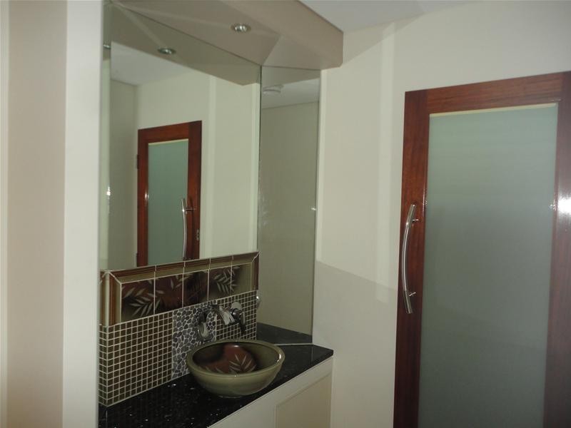 17 Kaffia Court, Elanora QLD 4221