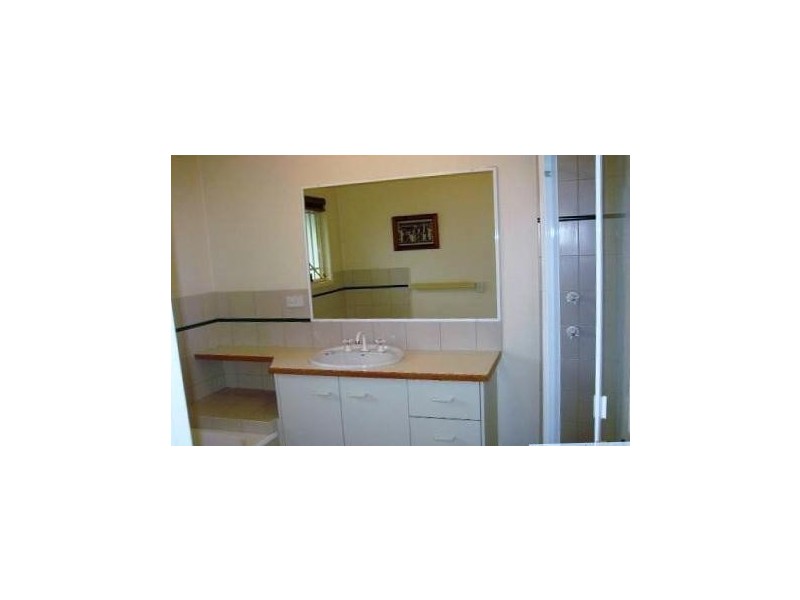 2/132 Cypress Terrace, Palm Beach QLD 4221