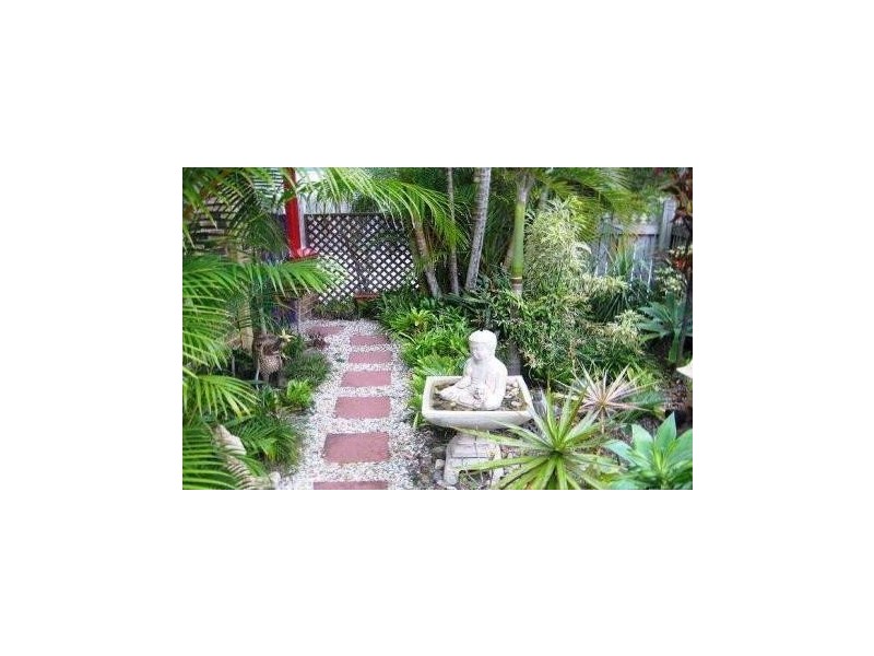 2/132 Cypress Terrace, Palm Beach QLD 4221