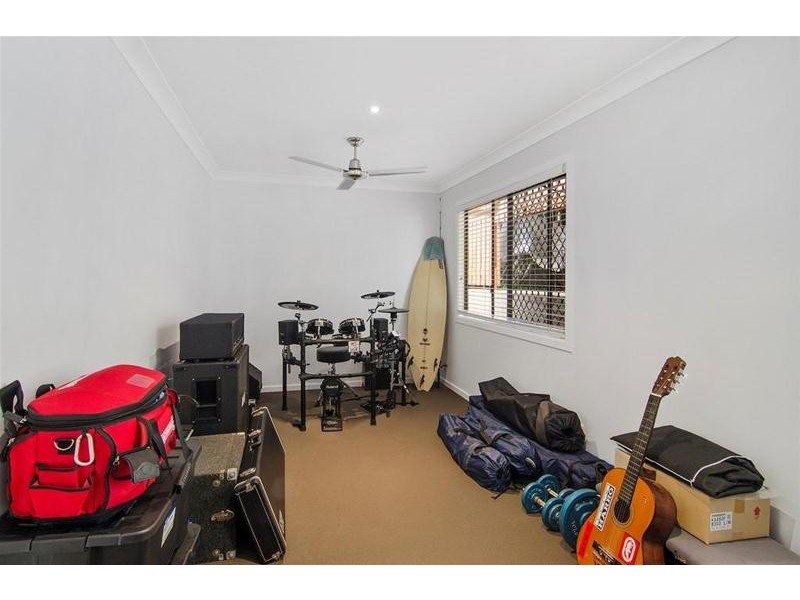 22 Hoffschildt Drive, Currumbin Waters QLD 4223