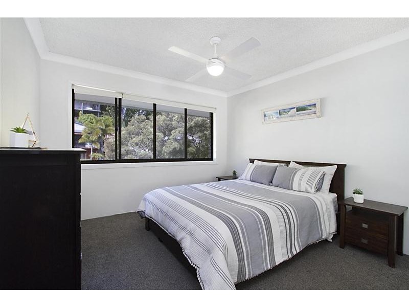 2/27 Hooper  Drive, Currumbin QLD 4223