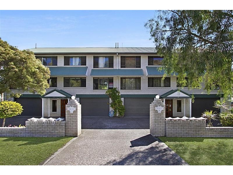 2/27 Hooper  Drive, Currumbin QLD 4223