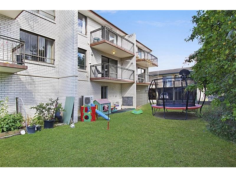 2/27 Hooper  Drive, Currumbin QLD 4223