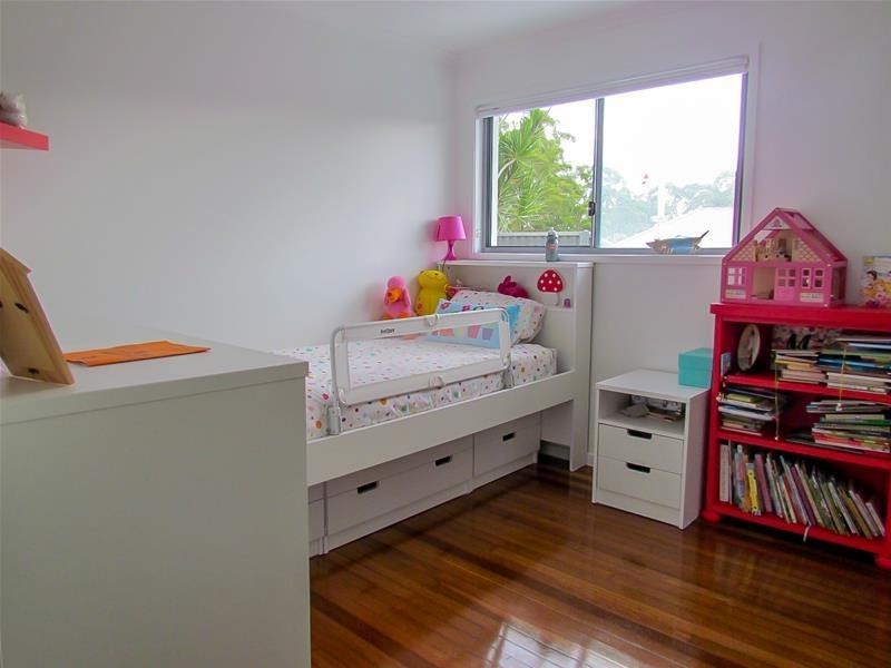 8 Alpha  Avenue, Currumbin QLD 4223