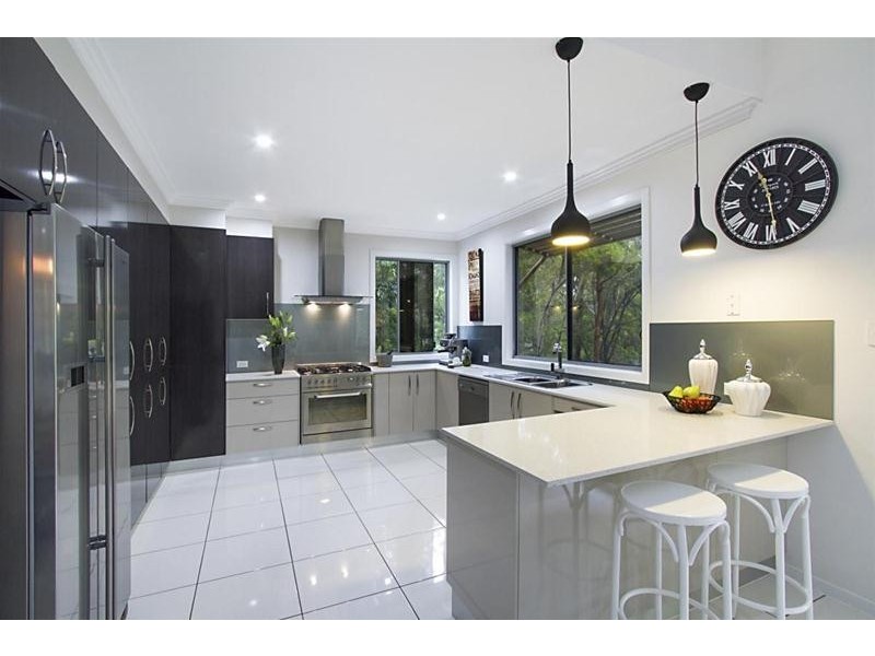 2 Tyalla Court, Tallebudgera QLD 4228