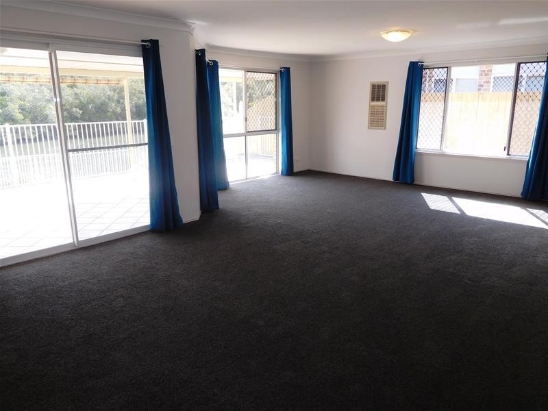 238 Nineteenth Avenue, Elanora QLD 4221