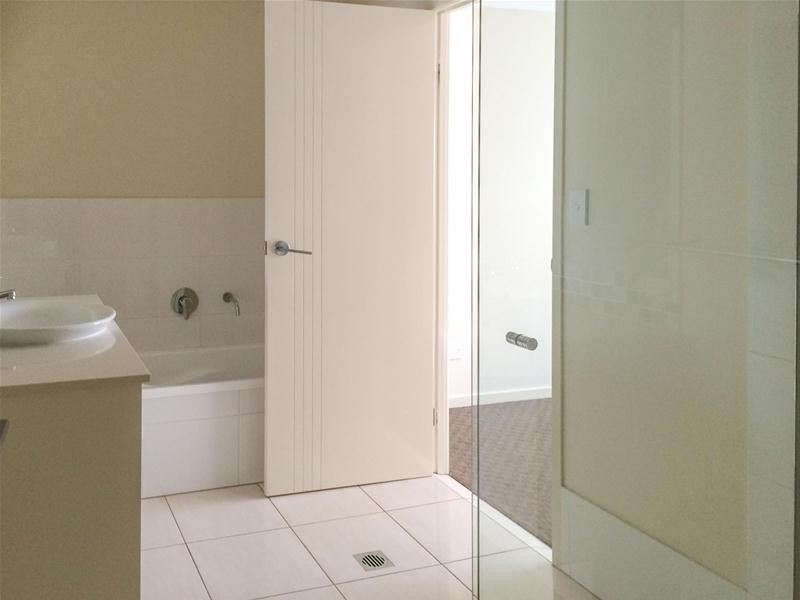 2/88 Barden Ridge Road, Reedy Creek QLD 4227