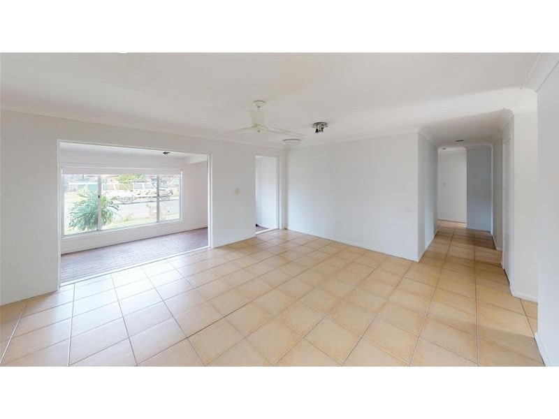 45 Tallebudgera Drive, Palm Beach QLD 4221