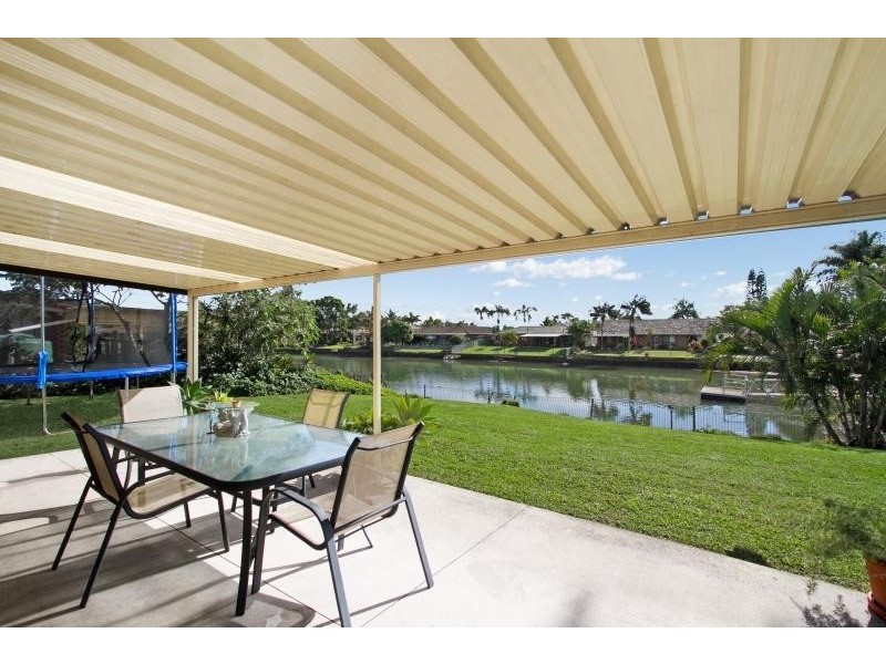 11 Headsail Court, Currumbin Waters QLD 4223
